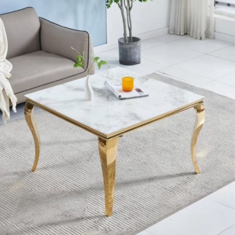Table basse carrée en verre aux pieds dorés Table basse carrée en verre aux pieds dorés