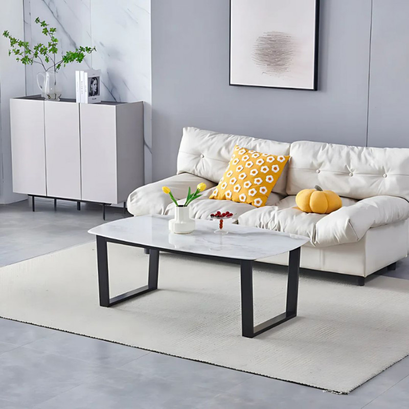 Table basse moderne avec pieds noirs - plateau imitation marbre Table basse moderne avec pieds noirs - plateau imitation marbre