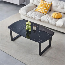 Table basse moderne avec pieds noirs - plateau imitation marbre