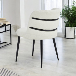 Chaise bouclette blanche ORELIA - pieds noirs élégants