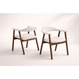 Chaise Berita velours beige a pietement acier